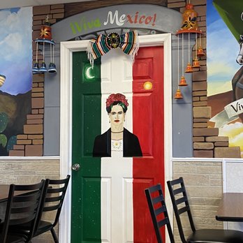 La Cazuela De Doña Mary - Frida mural inside - Mexican Near Me - Toms River, New Jersey