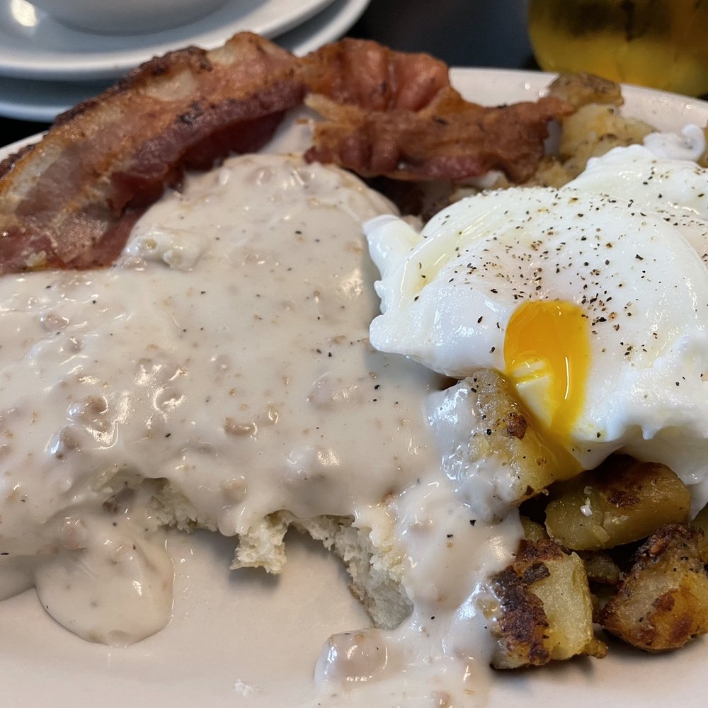 Ken's Corner - Biscuits w sausage gravy, poached eggs, bacon - Breakfast & Brunch Near Me - Glastonbury, Connecticut Ken's Corner - Biscuits w sausage gravy, poached eggs, bacon - Breakfast & Brunch Near Me - Glastonbury, Connecticut