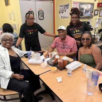 Gritz Cafe - Thx Jazmine & Emma! Trina these ladies are the best! - Soul Food Near Me - Las Vegas, Nevada