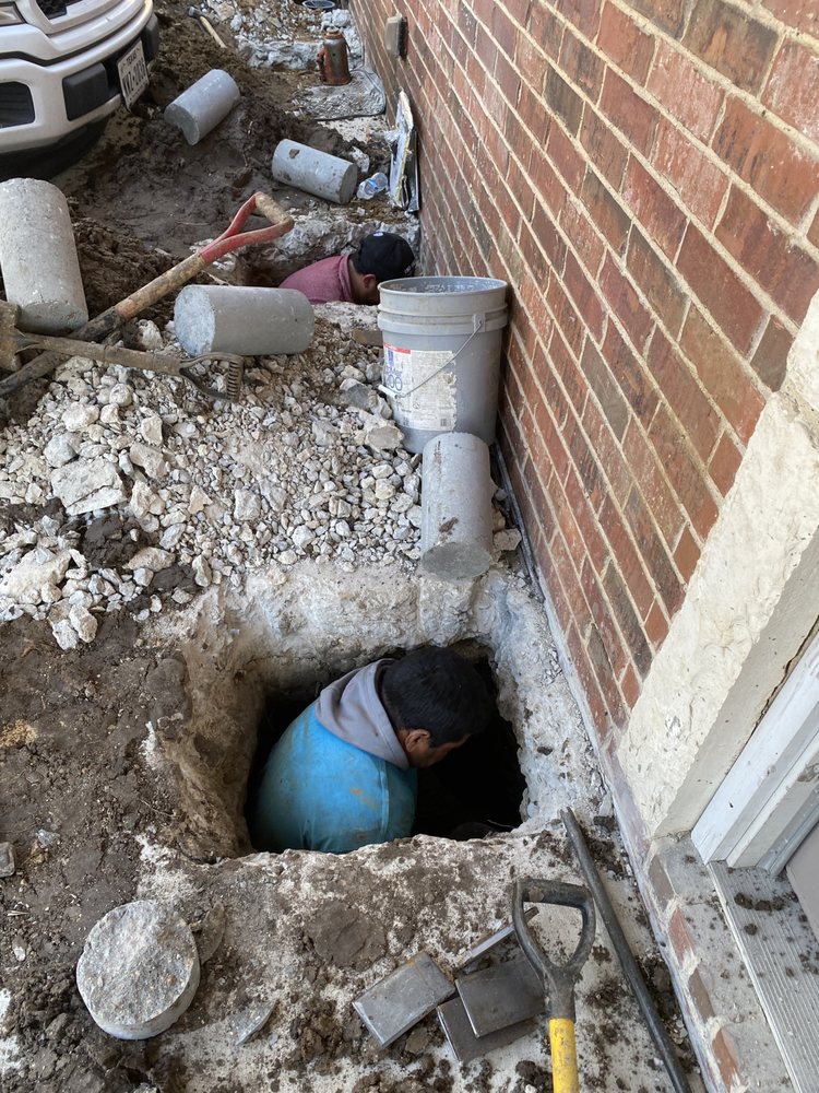 Slide of ER Roofing & Reconstruction