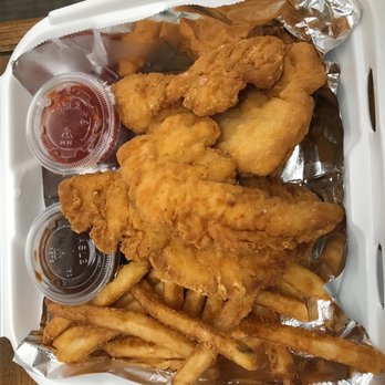 PJ's Pizza & Slice - Chicken tenders basket - Pizza Near Me - Kentwood, Michigan PJ's Pizza & Slice - Chicken tenders basket - Pizza Near Me - Kentwood, Michigan