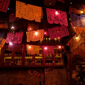 El Rey Mezcal Bar - Cocktail Bars Near Me - Toronto, Ontario El Rey Mezcal Bar - Cocktail Bars Near Me - Toronto, Ontario