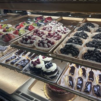 Erick Schat's Bakkery - Pastries - Bakeries Near Me - Bishop, California Erick Schat's Bakkery - Pastries - Bakeries Near Me - Bishop, California