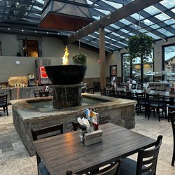 Mineshaft Bar, Restaurant, and Pizzeria