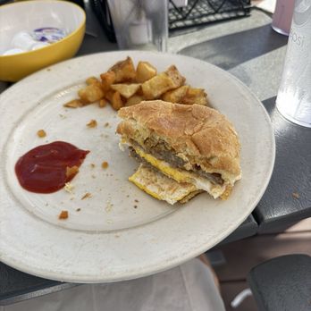 Midfield Cafe - Nashua tower *great* - Breakfast & Brunch Near Me - Nashua, New Hampshire Midfield Cafe - Nashua tower *great* - Breakfast & Brunch Near Me - Nashua, New Hampshire
