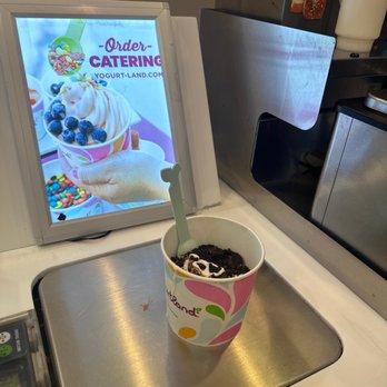 Yogurtland - Ice Cream & Frozen Yogurt Near Me - West Hollywood, California