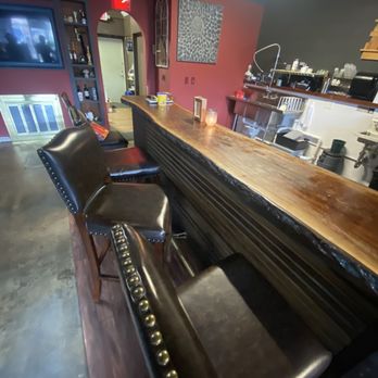 Lidios Cafe & Flowers - Seating - Coffee & Tea Near Me - Roselle Park, New Jersey Lidios Cafe & Flowers - Seating - Coffee & Tea Near Me - Roselle Park, New Jersey