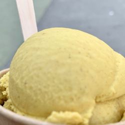 Plant Love Ice Cream - Golden Milk infused with CBD - very good