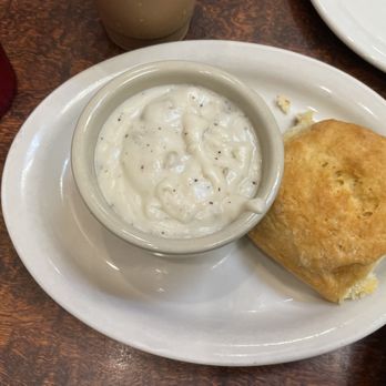 Roxanne's Cafe - Biscuit and a side of gravy - Breakfast & Brunch Near Me - Parkville, Missouri Roxanne's Cafe - Biscuit and a side of gravy - Breakfast & Brunch Near Me - Parkville, Missouri