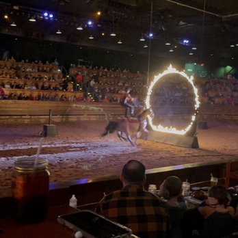 Dolly Parton's Stampede - Performing Arts Near Me - Pigeon Forge, Tennessee