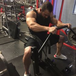 Epicenter Gym - Franco, one week out from a contest, is using the belt squat to create pro-caliber legs. Tons of custom specialty leg equipment to use