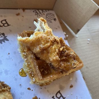 Bruxie - Chicken Shop Near Me - Long Beach, California