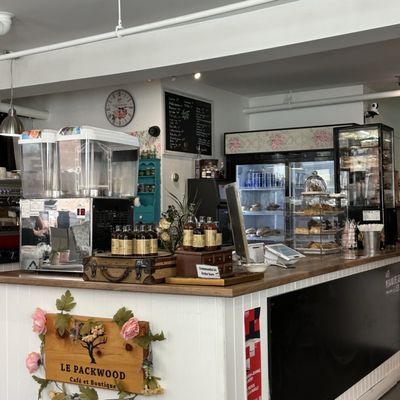 Le Packwood café et boutique by null