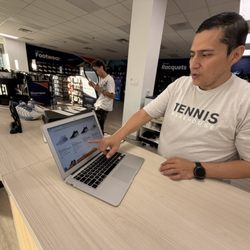 Tennis Warehouse