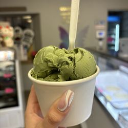 Dave's Ice Cream Aiea - Green tea and ube