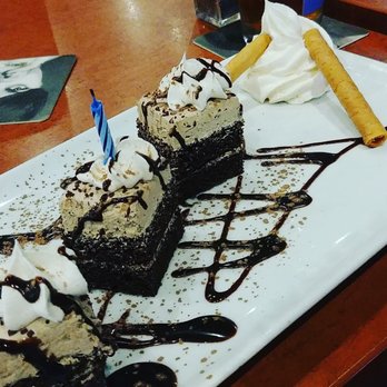La Cage - Sports Bars Near Me - Gatineau, Quebec