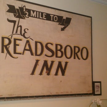 Readsboro Inn - a sign for the readsboro inn - Hotels Near Me - Readsboro, Vermont Readsboro Inn - a sign for the readsboro inn - Hotels Near Me - Readsboro, Vermont