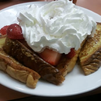 Hungry Fox - French Toast with strawberries & whip cream - Breakfast & Brunch Near Me - North Hollywood, California Hungry Fox - French Toast with strawberries & whip cream - Breakfast & Brunch Near Me - North Hollywood, California