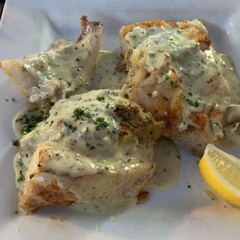Hobo's Cafe - Stuffed grouper - New American Near Me - Key Largo, Florida