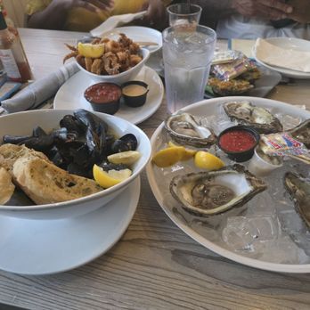 Dockside Waterfront Grill - Seafood Near Me - Venice, Florida Dockside Waterfront Grill - Seafood Near Me - Venice, Florida