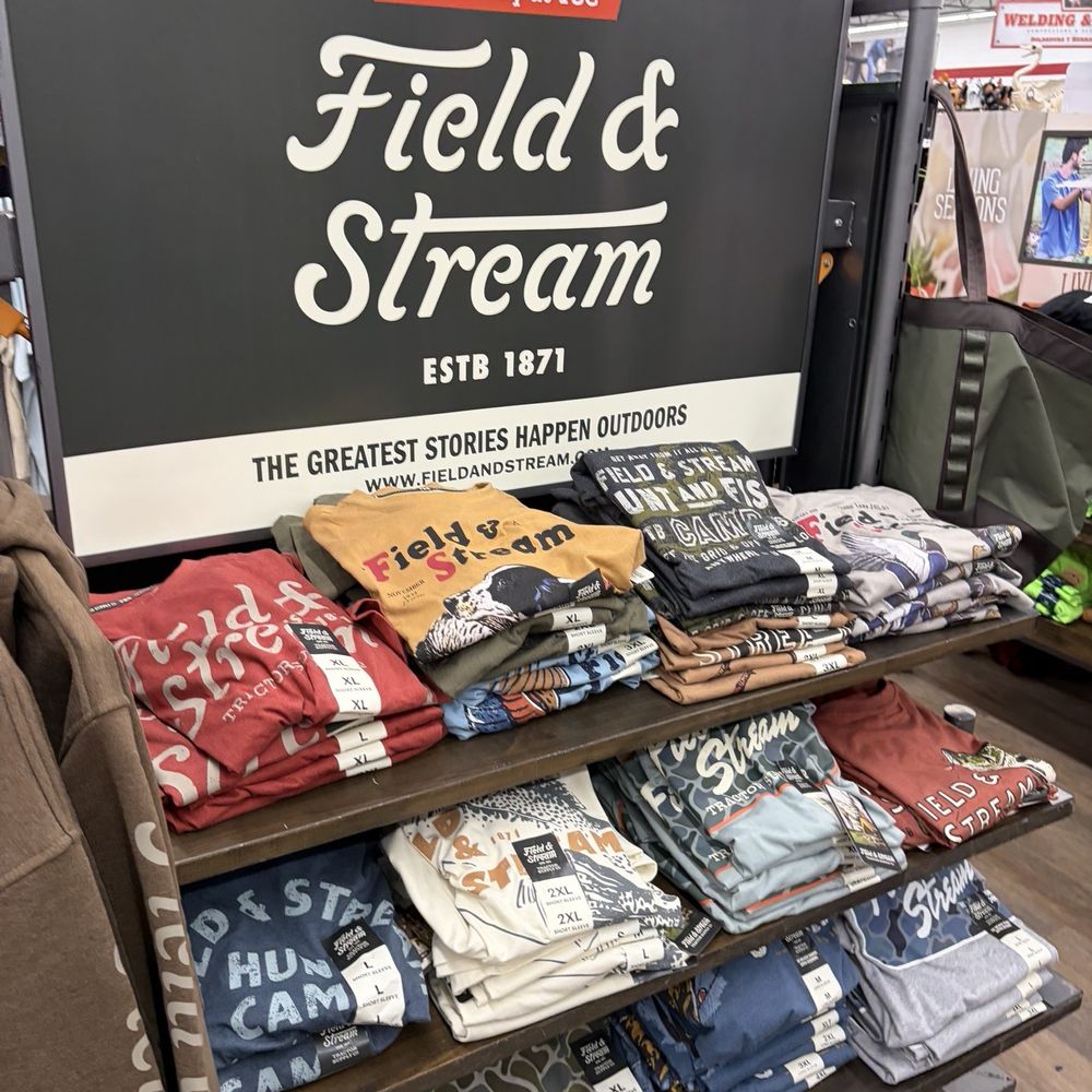 Tractor Supply - 08/27/2026 T-shirts - Pet Stores Near Me - Greenland, New Hampshire