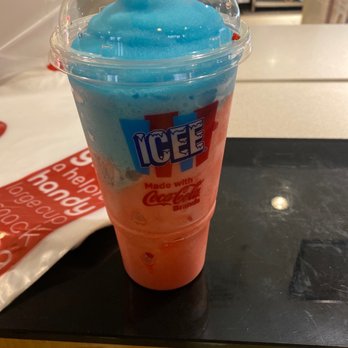 AMC Concord Mills 24 - ICEEEEE - Cinema Near Me - Concord, North Carolina