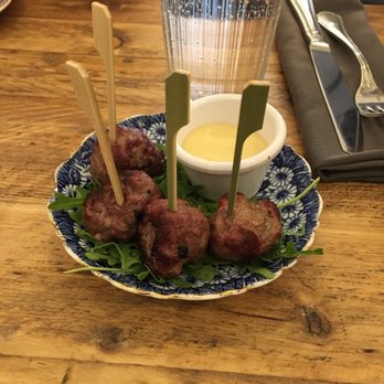 BOBO Social - Kangaroo meatballs - Burgers Near Me - London, XGL BOBO Social - Kangaroo meatballs - Burgers Near Me - London, XGL
