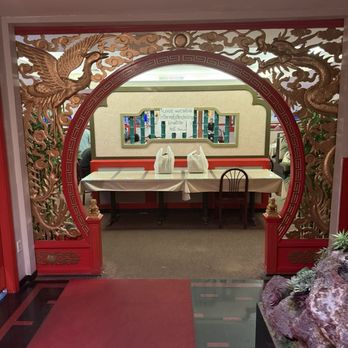 Shangri-La - Entry to dining room - Dim Sum Near Me - West Bloomfield, Michigan