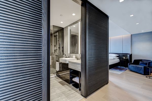 Equinox Hotel New York by null