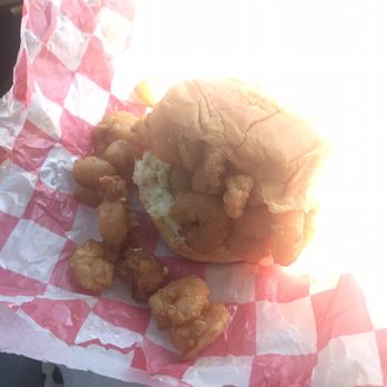 Captain's Kitchen - Yummy shrimp burger - Seafood Near Me - Atlantic Beach, North Carolina Captain's Kitchen - Yummy shrimp burger - Seafood Near Me - Atlantic Beach, North Carolina