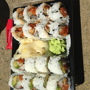 Sushi Kanpai - Spicy tuna and pacific roll - Sushi Bars Near Me - Seattle, Washington Sushi Kanpai - Spicy tuna and pacific roll - Sushi Bars Near Me - Seattle, Washington