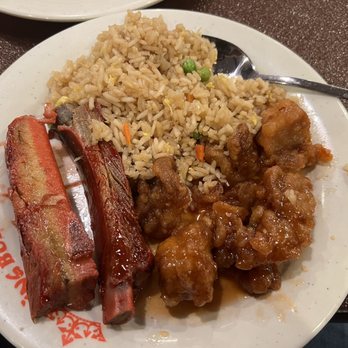 King Buffet - Ribs, sesame chicken and fried rice - Buffets Near Me - Taylorsville, Utah King Buffet - Ribs, sesame chicken and fried rice - Buffets Near Me - Taylorsville, Utah