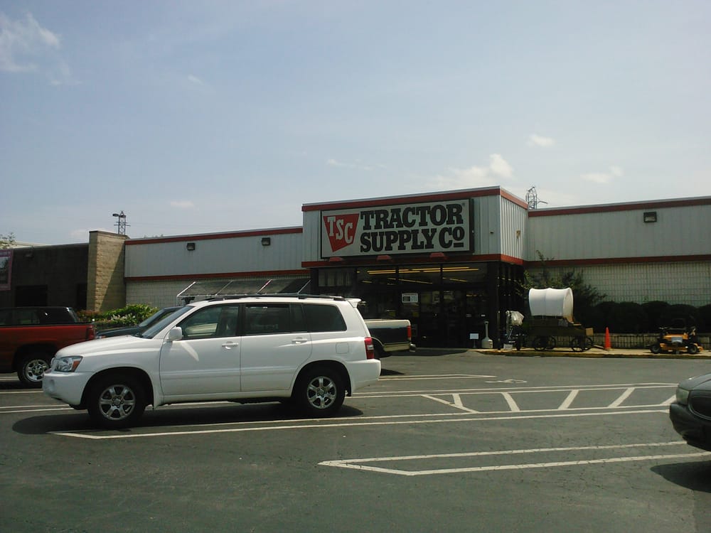 TRACTOR SUPPLY 3719 Clemson Blvd, Anderson, South Carolina