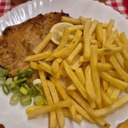 Gaststätte Saustall - Wiener schnitzel