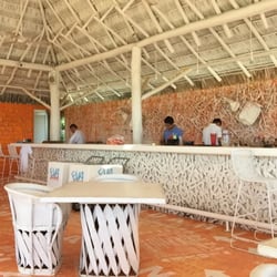 Eva Mandarina - Scene it's the bar.