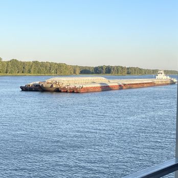 River Ridge Brewing - Watching the barges - Breweries Near Me - Bellevue, Iowa