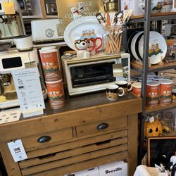 Williams-Sonoma - Halloween ware