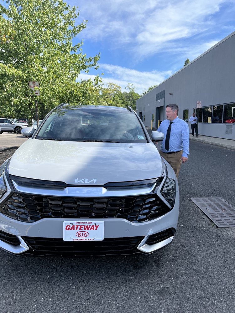 GATEWAY KIA Updated August 2024 14 Reviews 720 Carolier Ln, North