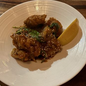 Umi Sake House - HH Spicy Ginger Chicken - Sushi Bars Near Me - Seattle, Washington Umi Sake House - HH Spicy Ginger Chicken - Sushi Bars Near Me - Seattle, Washington