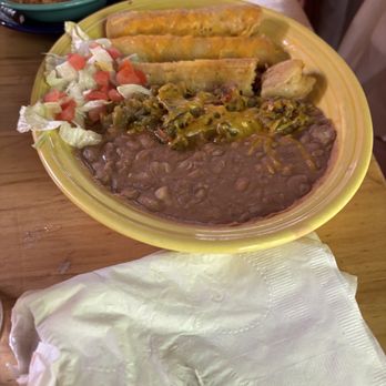 El Pinto - Beans and rolled tacos. - New Mexican Cuisine Near Me - Albuquerque, New Mexico
