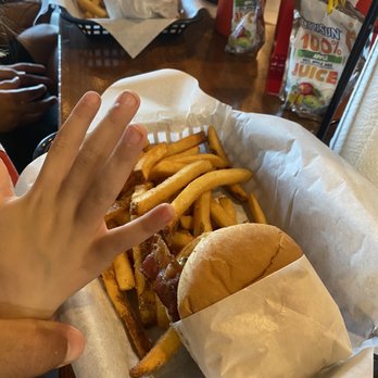 Killer Burger Cedar Hills - Kids Burger - Burgers Near Me - Beaverton, Oregon