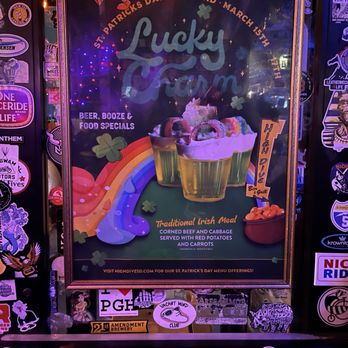 High Dive Bar And Grill - American Near Me - San Diego, California High Dive Bar And Grill - American Near Me - San Diego, California