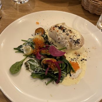 Café compagnon - Pan fried cod with greens and potatoes - Cafes Near Me - Paris