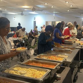 Noah's Restaurant - Food offered at the buffet - American Near Me - San Bernardino, California Noah's Restaurant - Food offered at the buffet - American Near Me - San Bernardino, California
