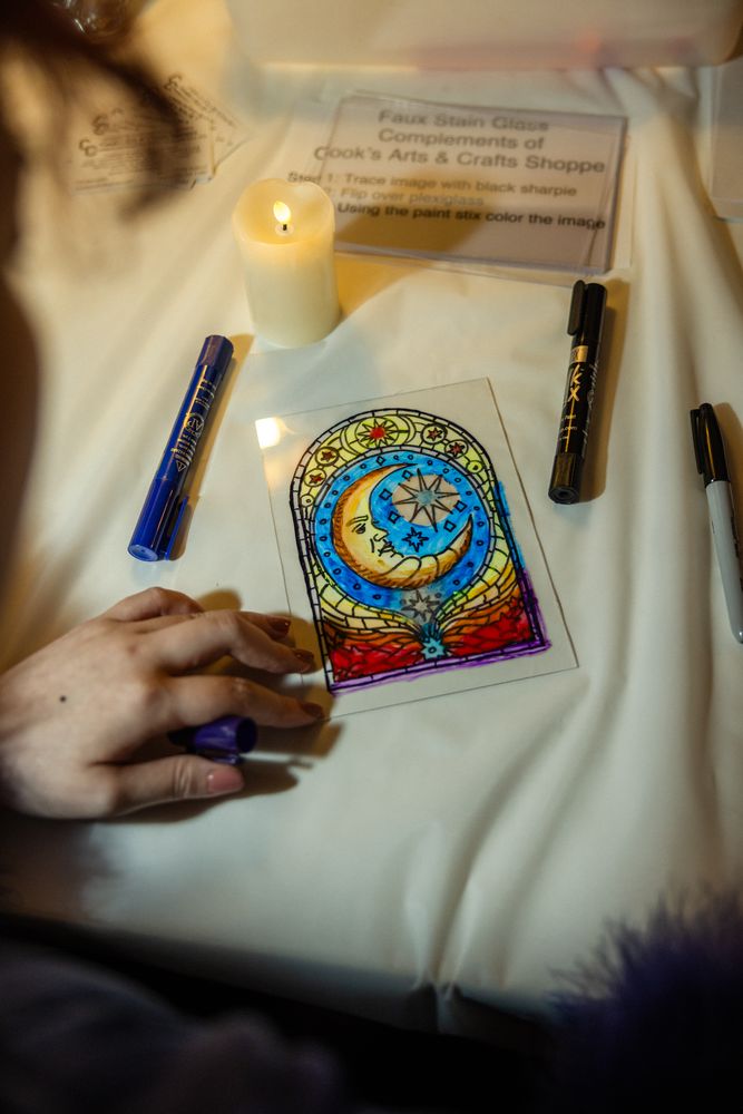 Cook's Arts & Crafts Logo