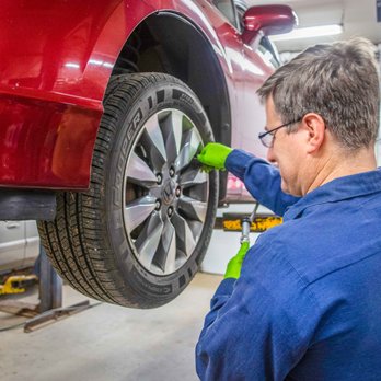 Hometown Garage - Choose Hometown Garage for your tire services. - Oil Change Stations Near Me - Portland, Connecticut Hometown Garage - Choose Hometown Garage for your tire services. - Oil Change Stations Near Me - Portland, Connecticut