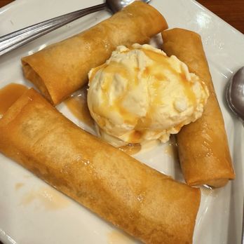 Gerry's Grill - Banana Lumpia à la mode - Filipino Near Me - National City, California Gerry's Grill - Banana Lumpia à la mode - Filipino Near Me - National City, California
