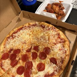 Half Pepperoni, Hald Cheese, with BBQ wings