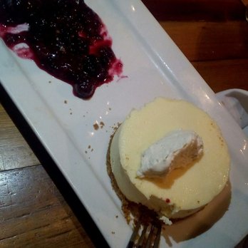 Scaddabush - Cheese cake - Italian Near Me - Mississauga, Ontario Scaddabush - Cheese cake - Italian Near Me - Mississauga, Ontario
