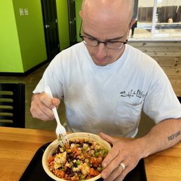 Salmon lover's Salmon Lover Poke Bowl Salmon lover's Salmon Lover Poke Bowl
